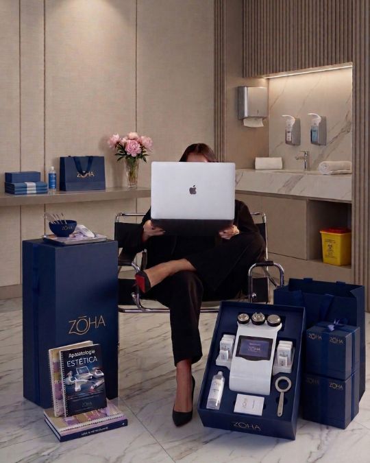 Abriendo la caja Cabina Propia